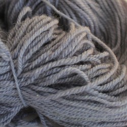 Handgeverfde sokkenwol (Wol met Rami). Licht Lavendel , 300m/100gr,Pen 3.5-4
